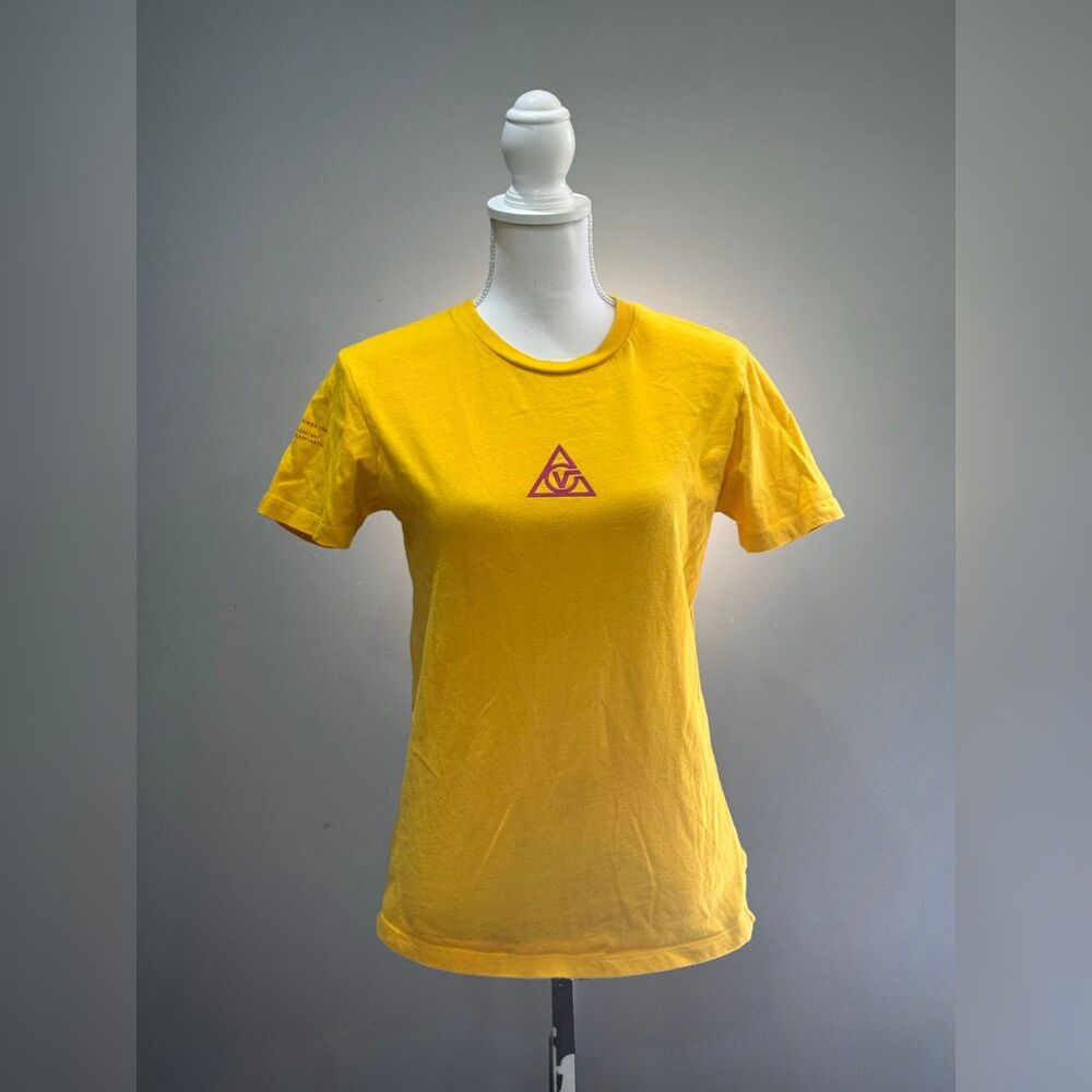 Women's Yellow Vans 66 Supply Boyfriend Crewneck S/S Tee Size S EUC